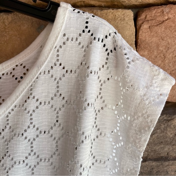 Alexa & Stella white sleeveless lightweight’s cinched cover up New Small - Picture 4 of 10
